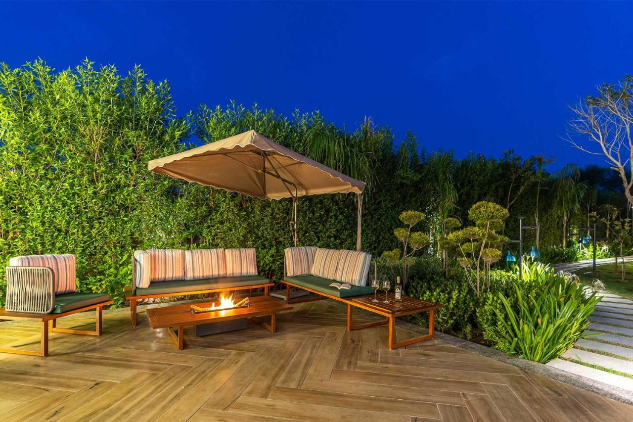 Stayvista At Serenity Farms With Pool, Lawn, Bonfire & Bbq Sohna Dış mekan fotoğraf